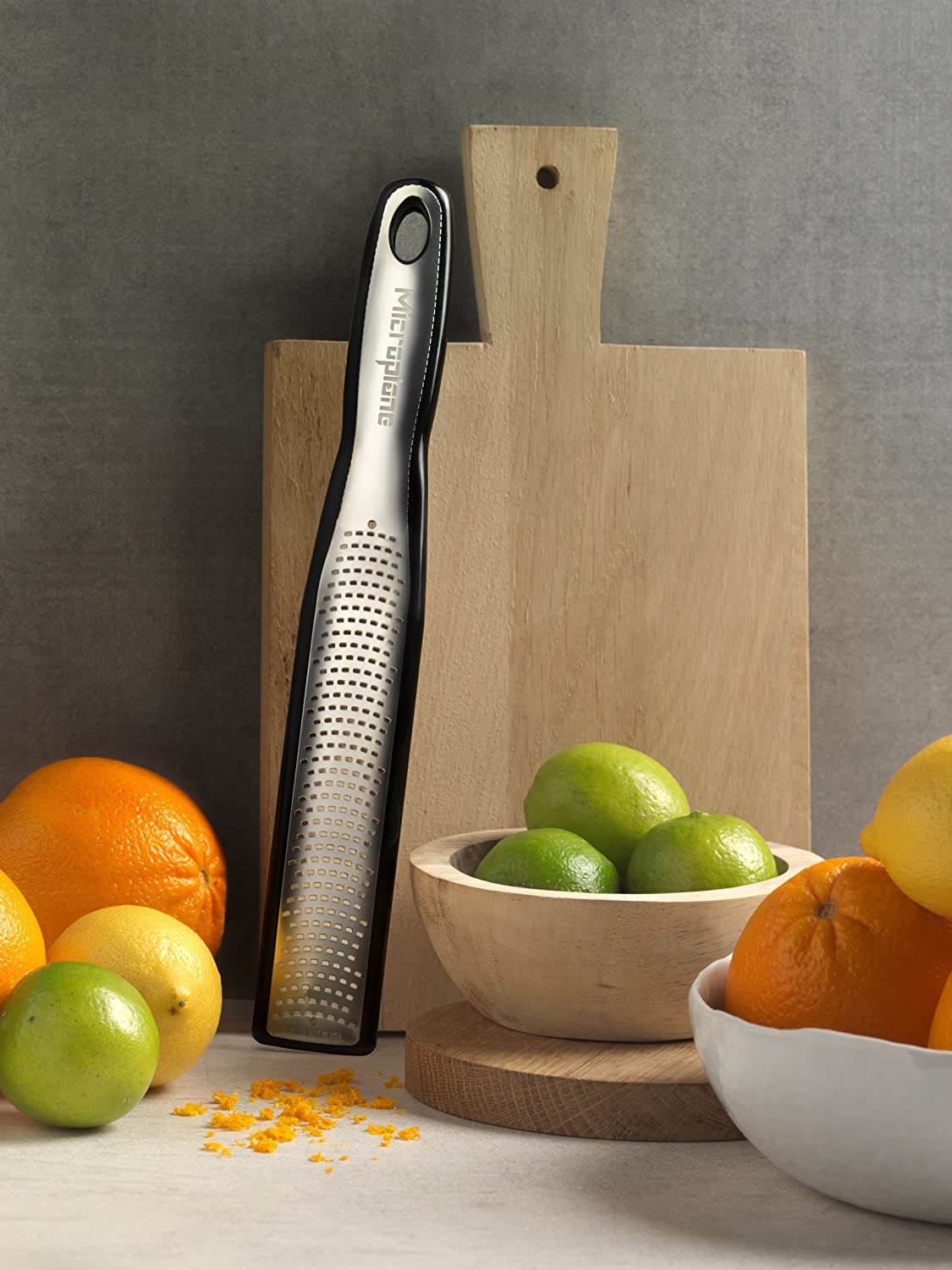 Microplane Elite Τρίφτης Παρμεζάνας Με Συλλέκτη Μαύρος Microplane Elite Τρίφτης Παρμεζάνας Με Συλλέκτη Μαύρος